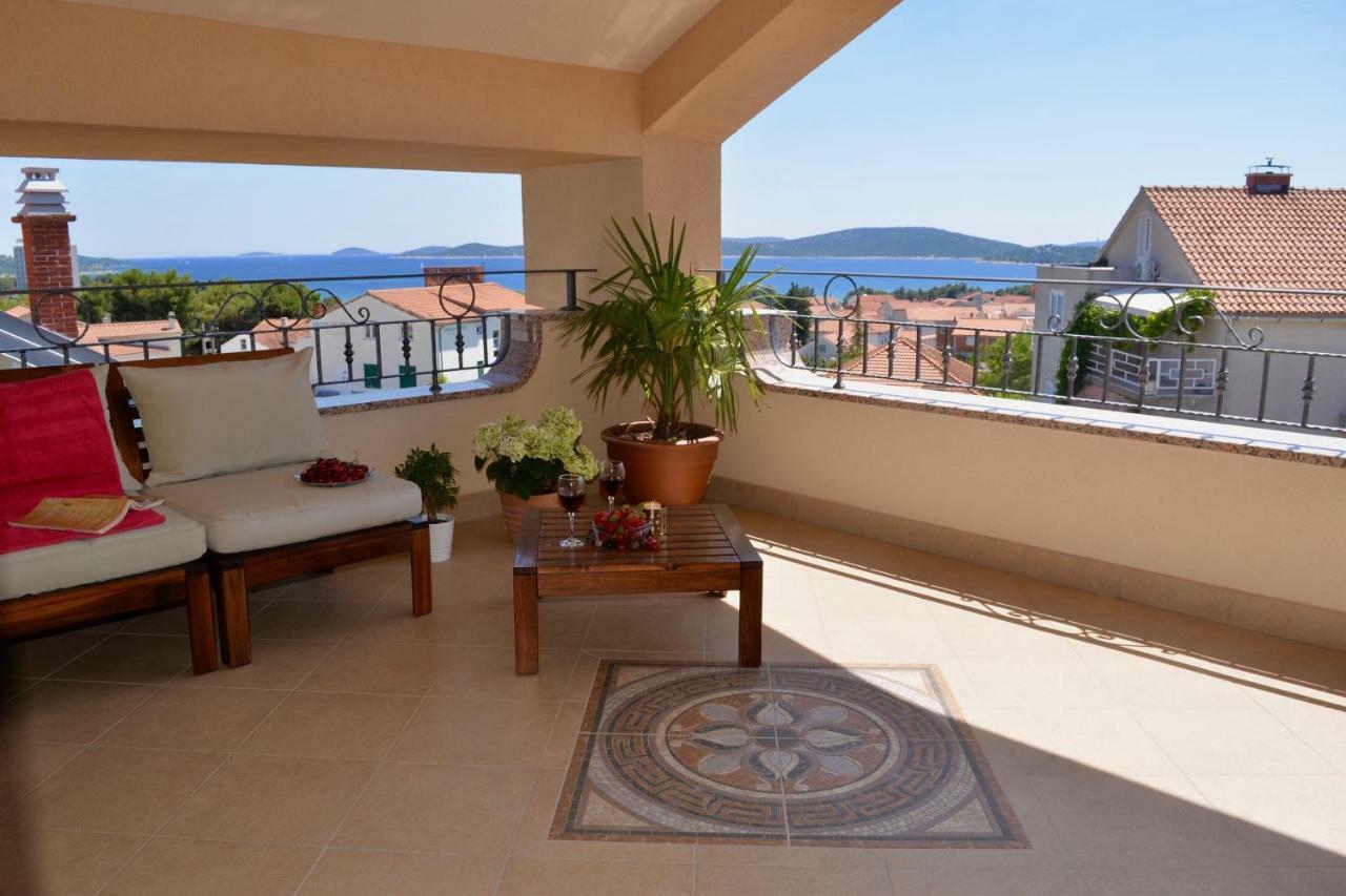 Iva Apartmani Водице Экстерьер фото