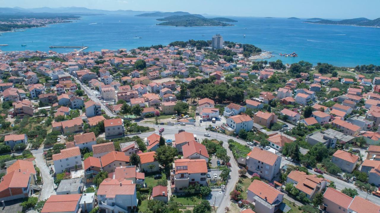 Iva Apartmani Водице Экстерьер фото