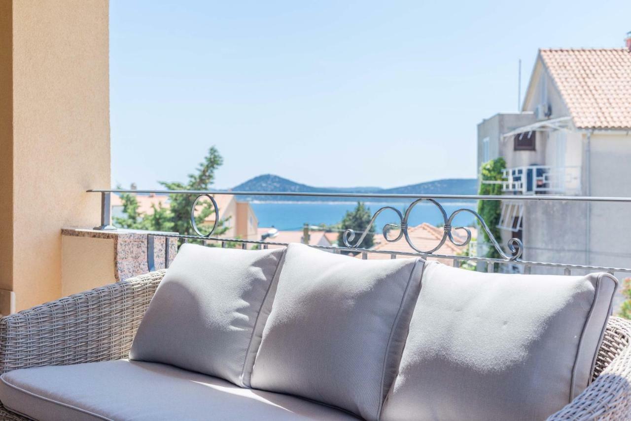Iva Apartmani Водице Экстерьер фото