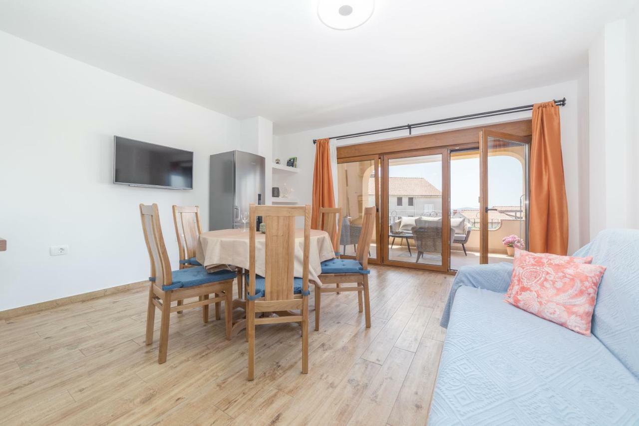 Iva Apartmani Водице Экстерьер фото